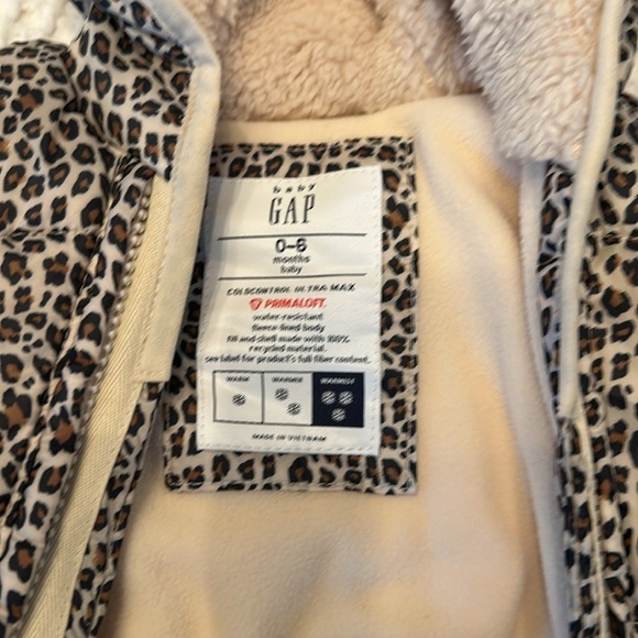 EUC Baby Gap Bunting 0-6 months - Picture 3 of 7